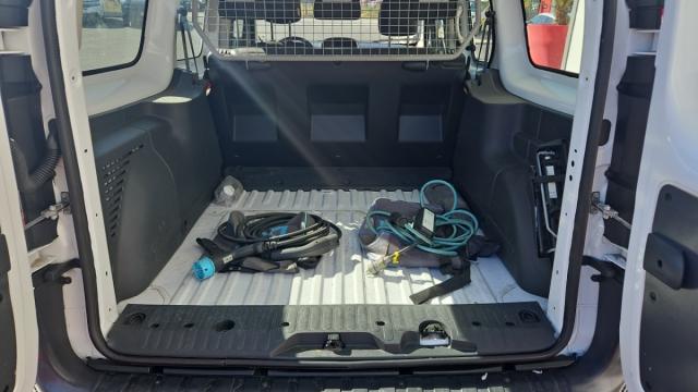 Renault Kangoo Express image 4