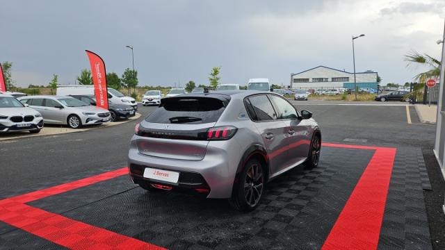 Peugeot 208 image 9