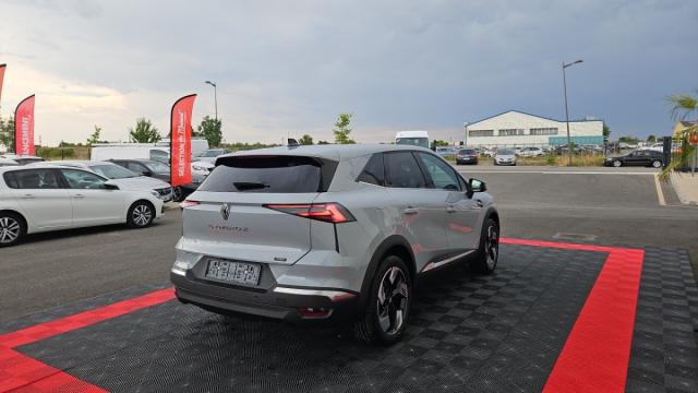Renault Symbioz image 2