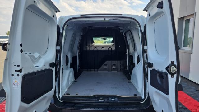 Renault Express Van image 9