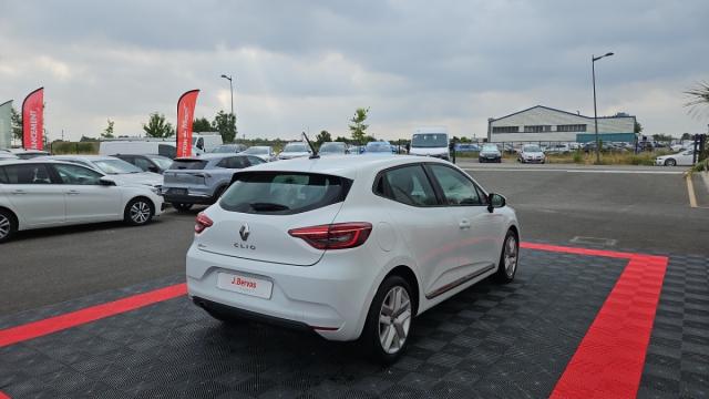 Renault Clio image 6