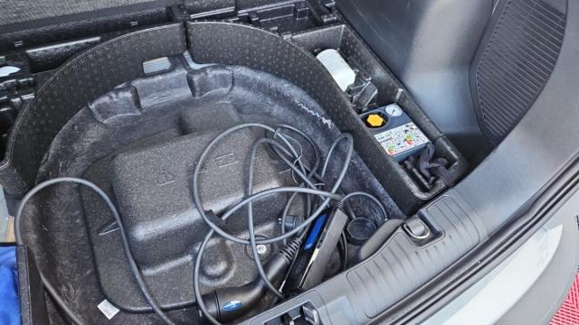 Ford Kuga image 4