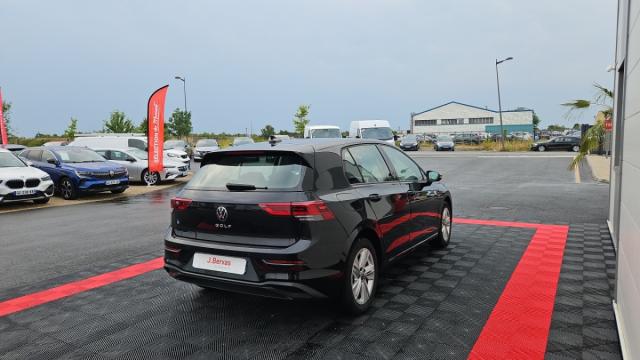 Volkswagen Golf image 9