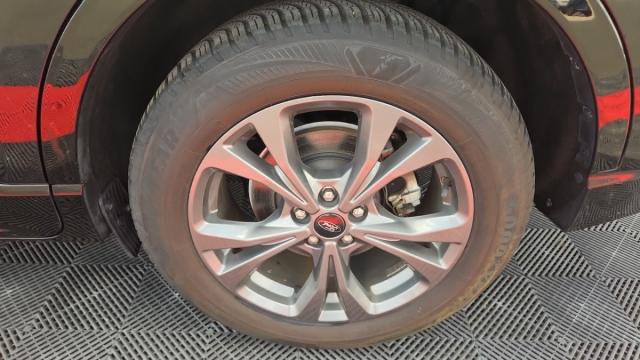 Ford Kuga image 5