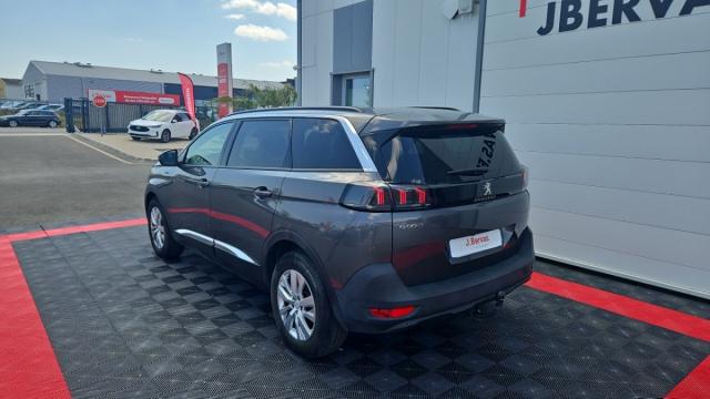 Peugeot 5008 image 4