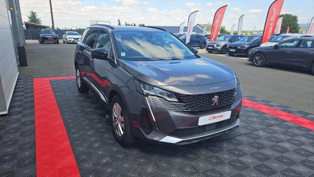 Peugeot 5008 image 9