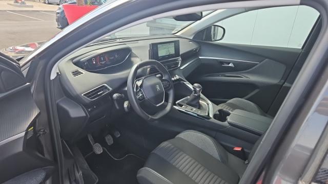 Peugeot 5008 image 6