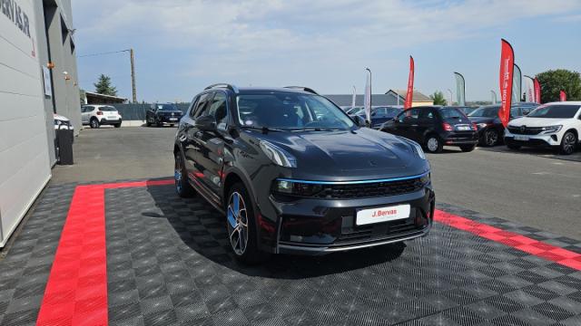Lynk & Co 01 image 9