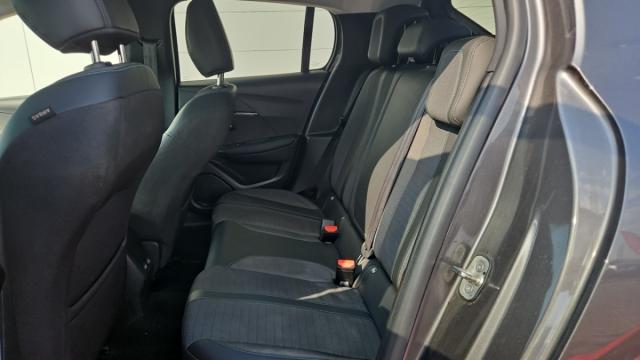 Peugeot 208 image 9