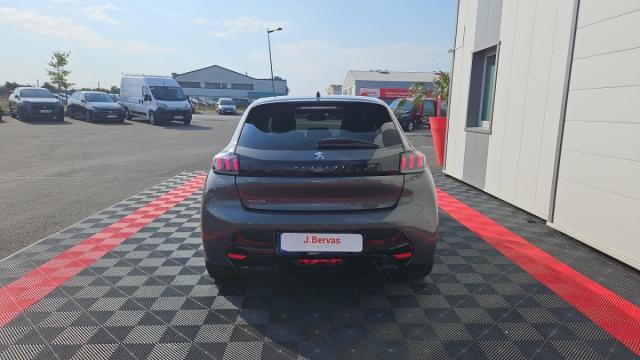 Peugeot 208 image 6