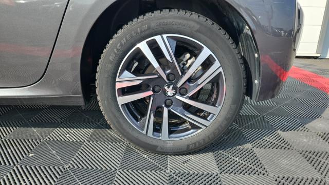 Peugeot 208 image 1