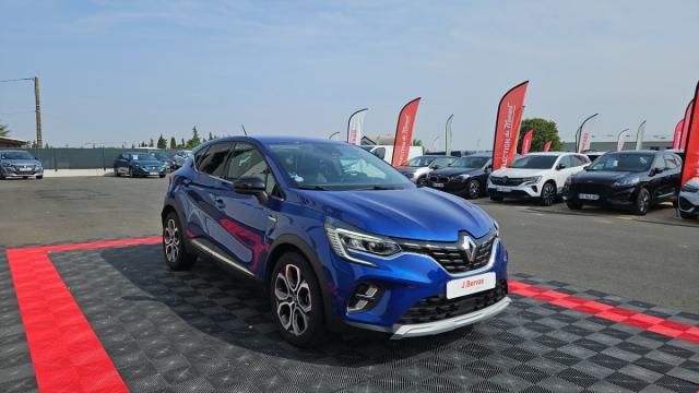 Renault Captur image 9