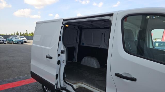 Renault Trafic image 4