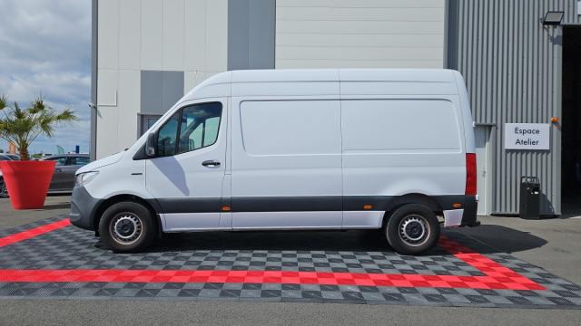 Mercedes Benz Sprinter image 5