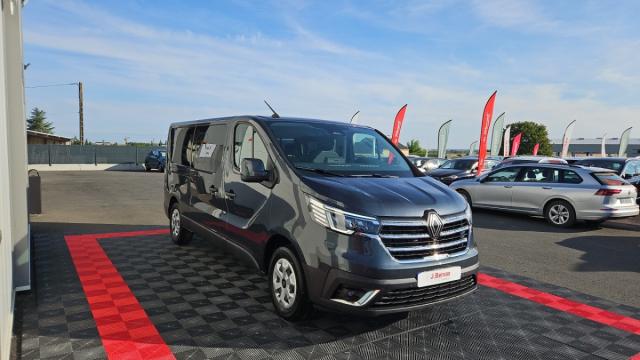Renault Trafic image 2