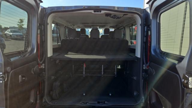 Renault Trafic image 9