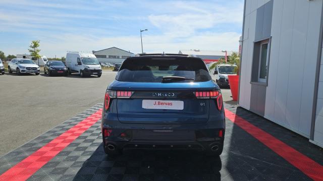 Lynk & Co 01 image 5