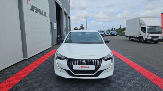Peugeot 208 image 6