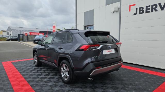 Toyota Rav4 image 6