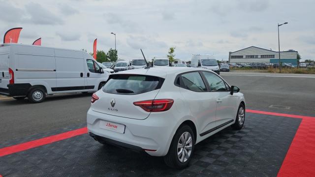 Renault Clio image 2