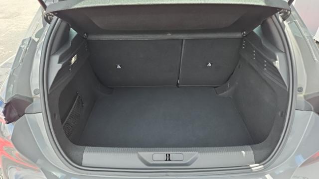 Peugeot 308 image 8