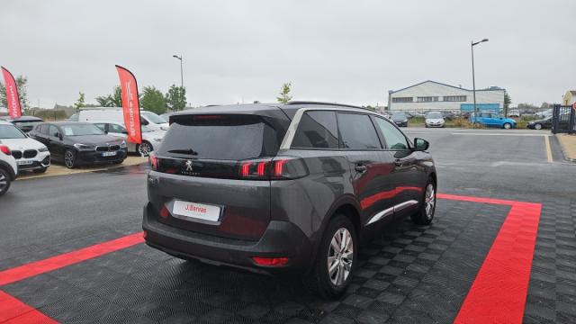 Peugeot 5008 image 7