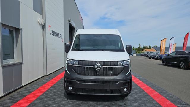 Renault Master image 9