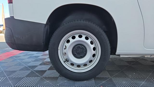 Peugeot Partner image 8