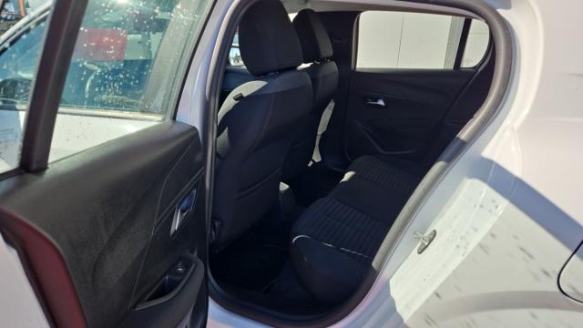Peugeot 208 image 7
