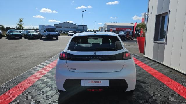 Peugeot 208 image 4