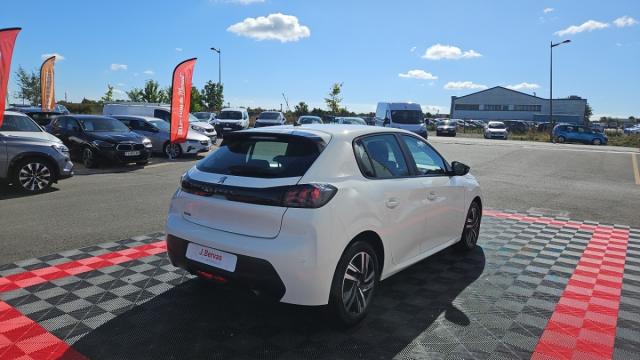 Peugeot 208 image 2