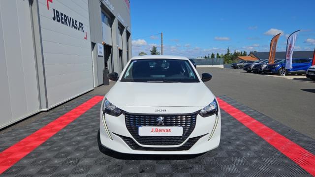 Peugeot 208 image 1