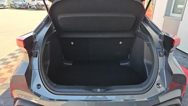 Toyota C-Hr image 9
