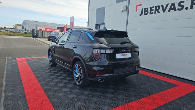 Lynk & Co 01 image 2