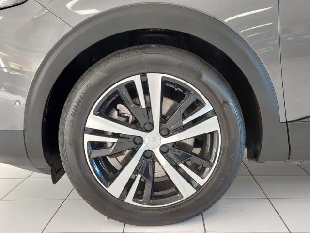 Peugeot 3008 image 3