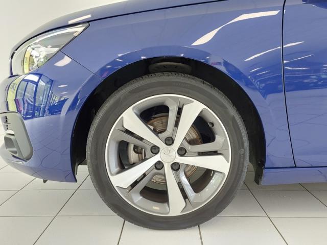 Peugeot 308 image 6