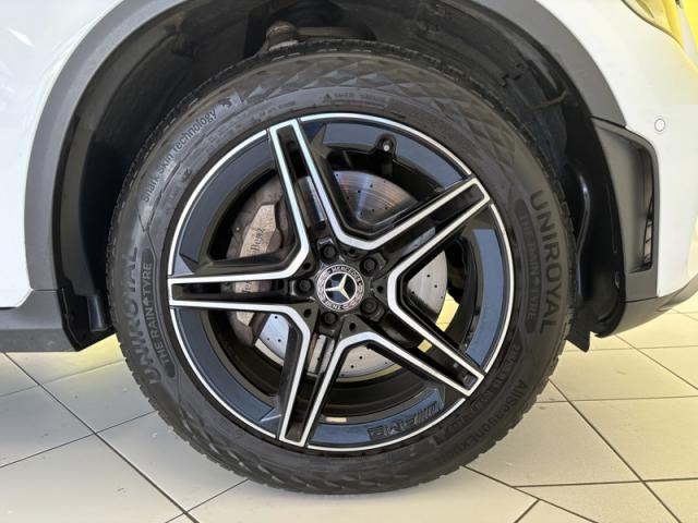 Mercedes Benz Glc image 7