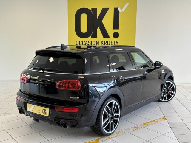 Mini Clubman image 2
