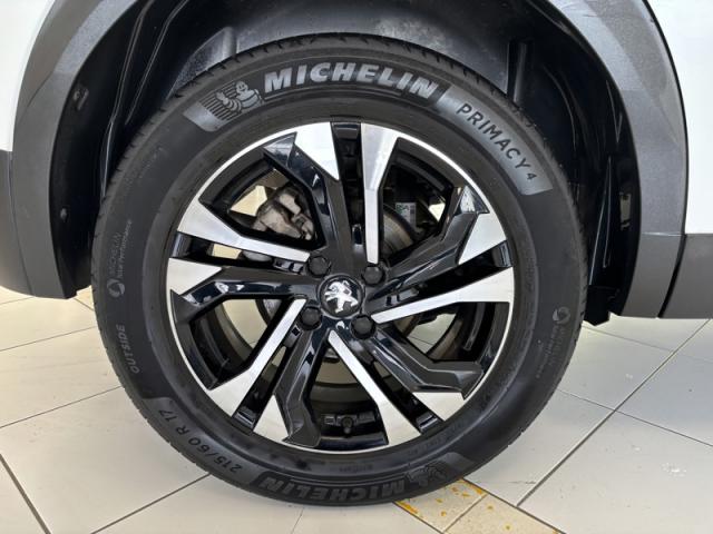 Peugeot 2008 image 2