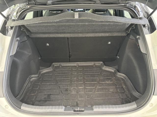 Toyota Corolla image 8