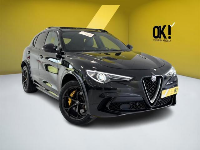 Alfa Romeo Stelvio image 2