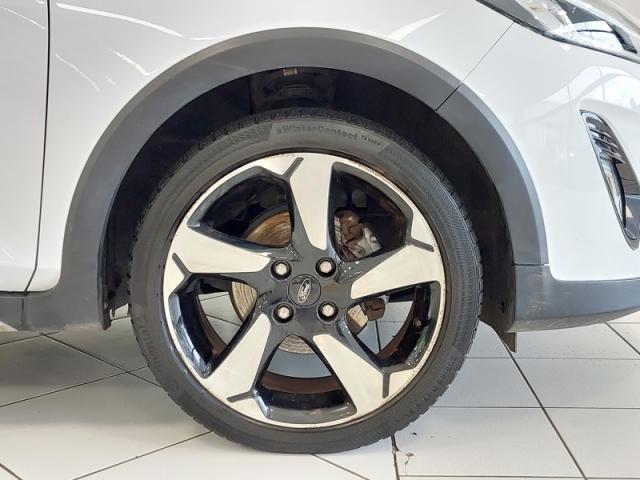 Ford Fiesta image 9