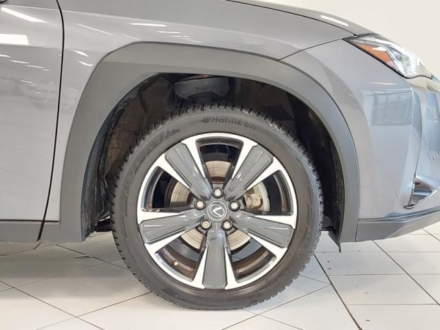 Lexus Ux image 4