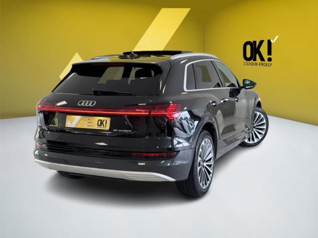Audi E-Tron image 2