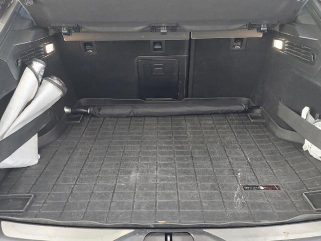 Maserati Levante image 7
