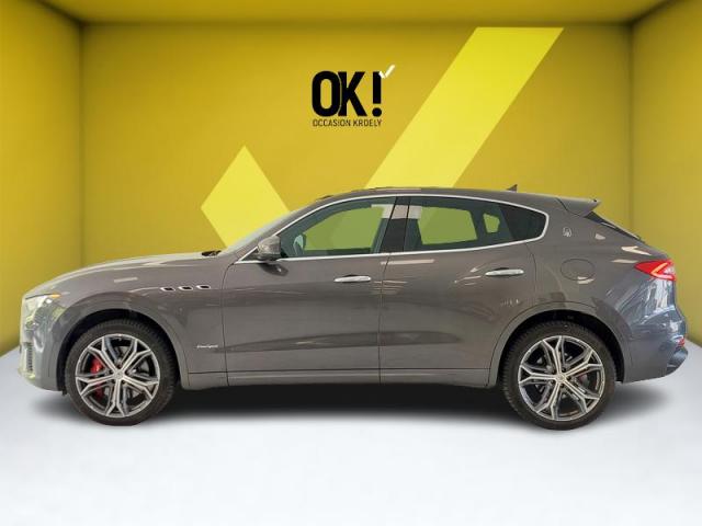 Maserati Levante image 1