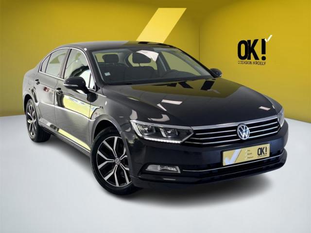 Volkswagen Passat image 1