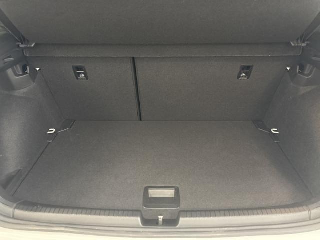 Volkswagen Polo image 8