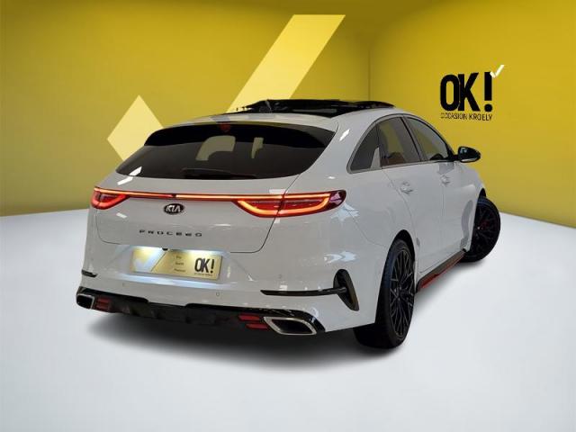Kia Proceed image 9