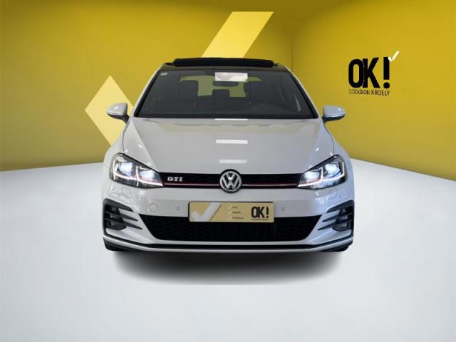 Volkswagen Golf image 6